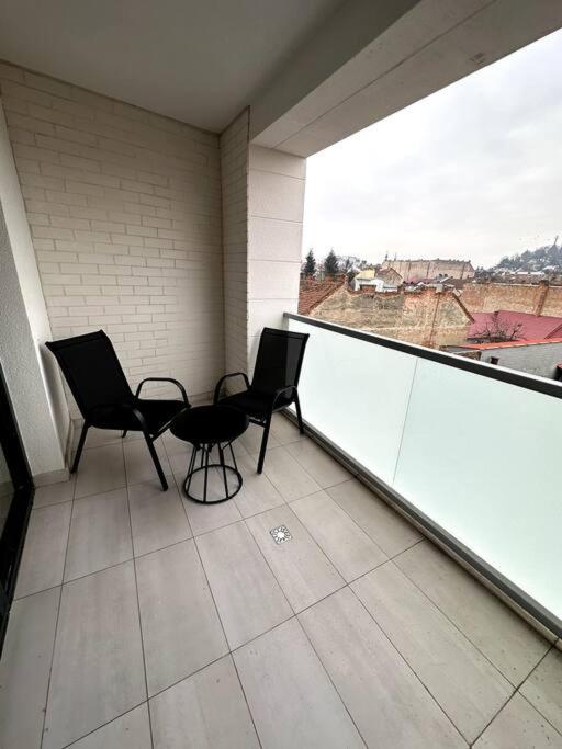 Central River Apartment Cluj-Napoca Exterior foto